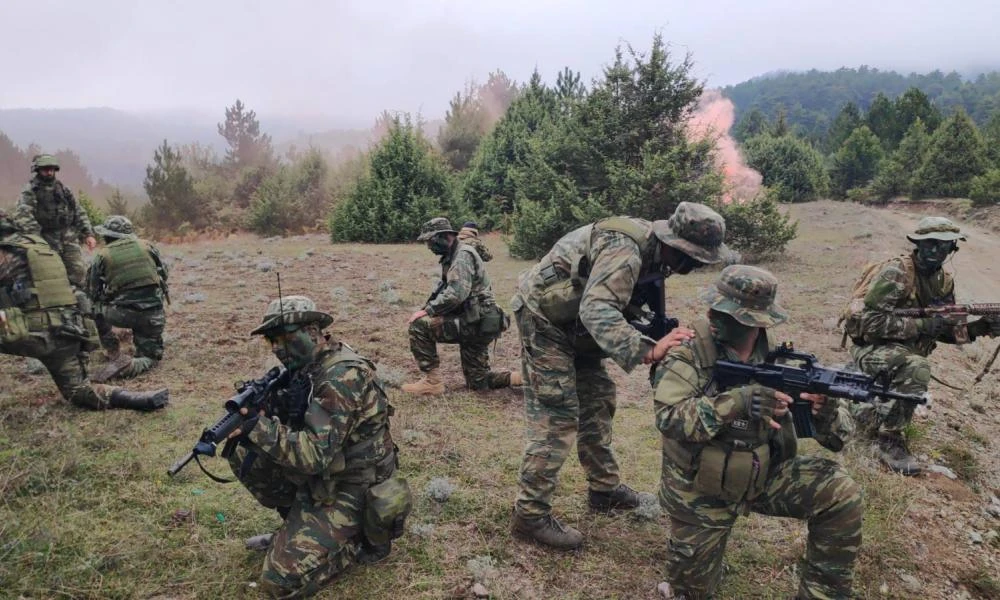 Με αφορμή σενάριο στην άσκηση ΜΑΚΕΔΟΝΟΜΑΧΟΣ-24 πως θα αντιμετωπίσουν οι ελληνικές μονάδες μια επίθεση εχθρικών drone (Βίντεο)